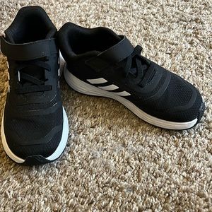adidas Unisex-Child Duramo size 10 Running Shoes only worn once